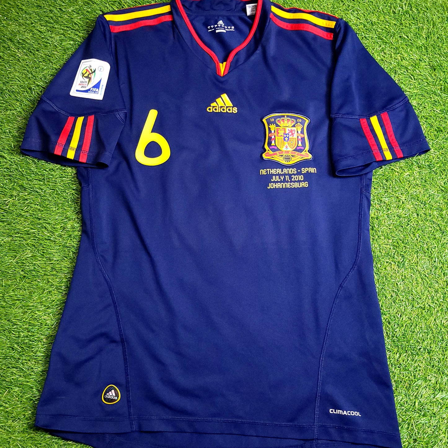 Iniesta Spain 2010 WORLD CUP Final Away Soccer Jersey M SKU# P47896