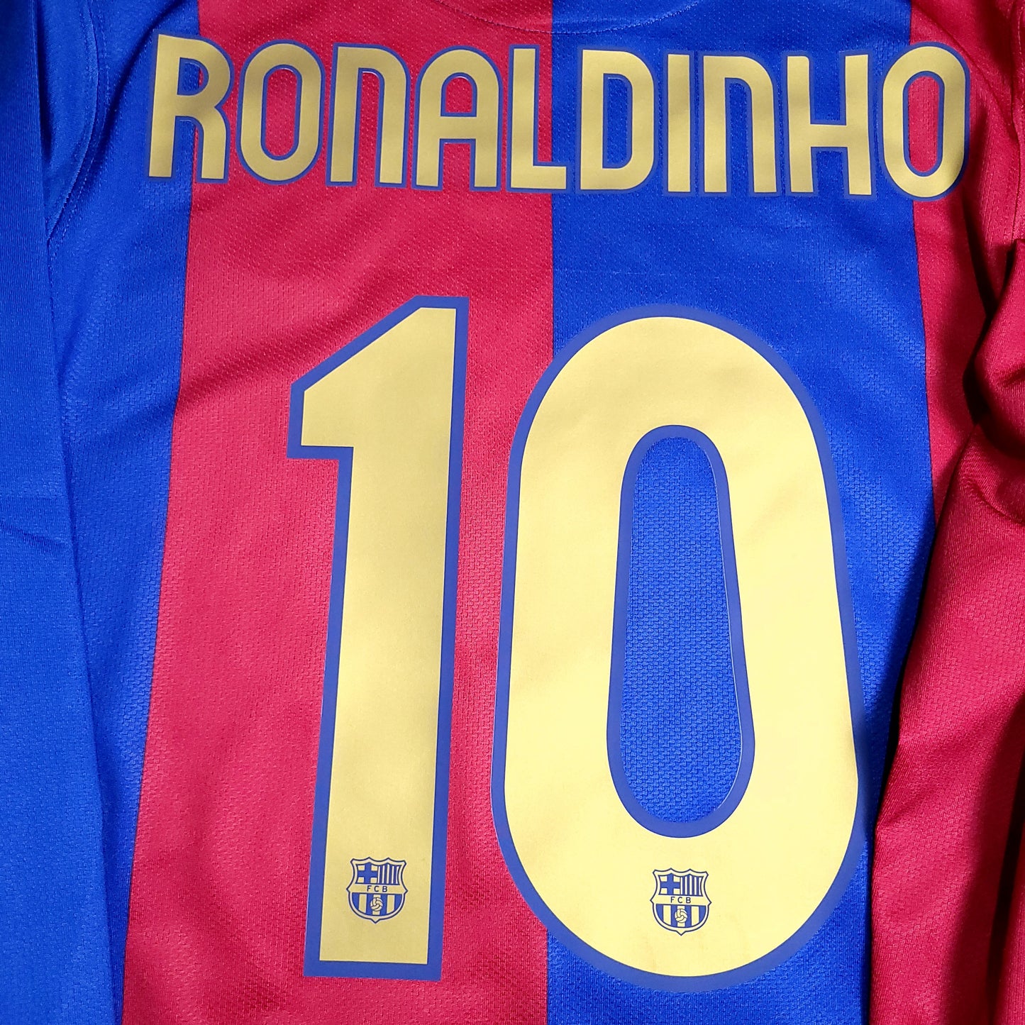 Ronaldinho Barcelona 2006 2007 Long Sleeve Soccer Jersey M SKU# 178745-426
