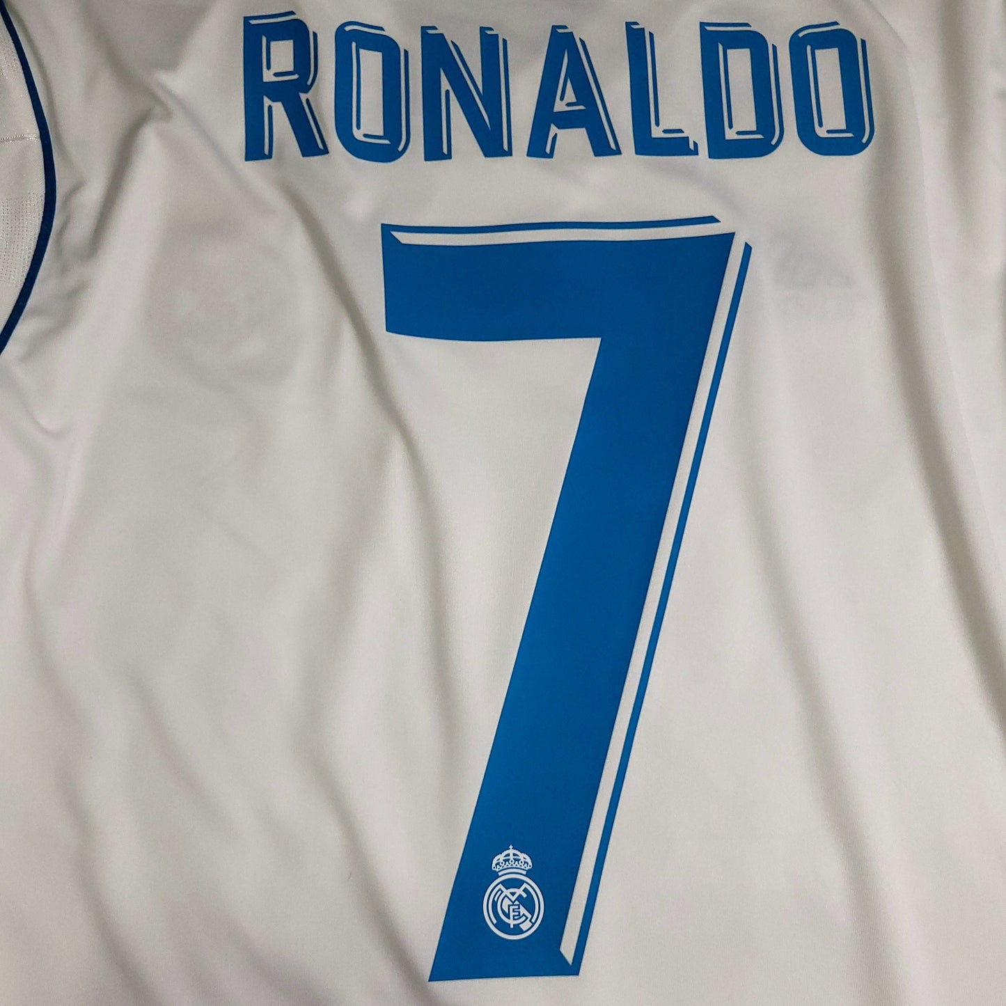 Cristiano Ronaldo Real Madrid 2017 2018 LAST GAME UEFA FINAL Long Sleeve Soccer Jersey  M SKU#  B31106