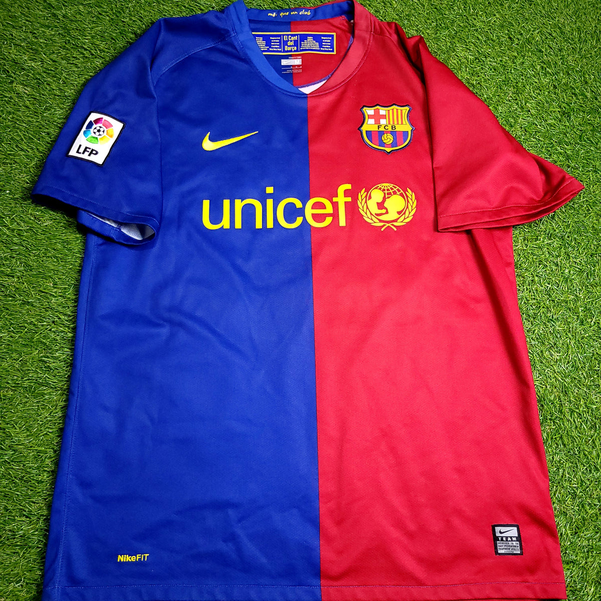 Messi Barcelona TREBLE SEASON 2008 2009 Soccer Jersey M SKU# 286784-655 - ForeverSoccerJerseys