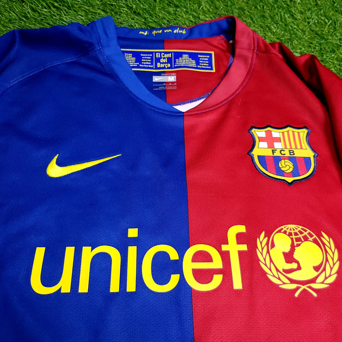 Messi Barcelona TREBLE SEASON 2008 2009 Soccer Jersey M SKU# 286784-655 - ForeverSoccerJerseys