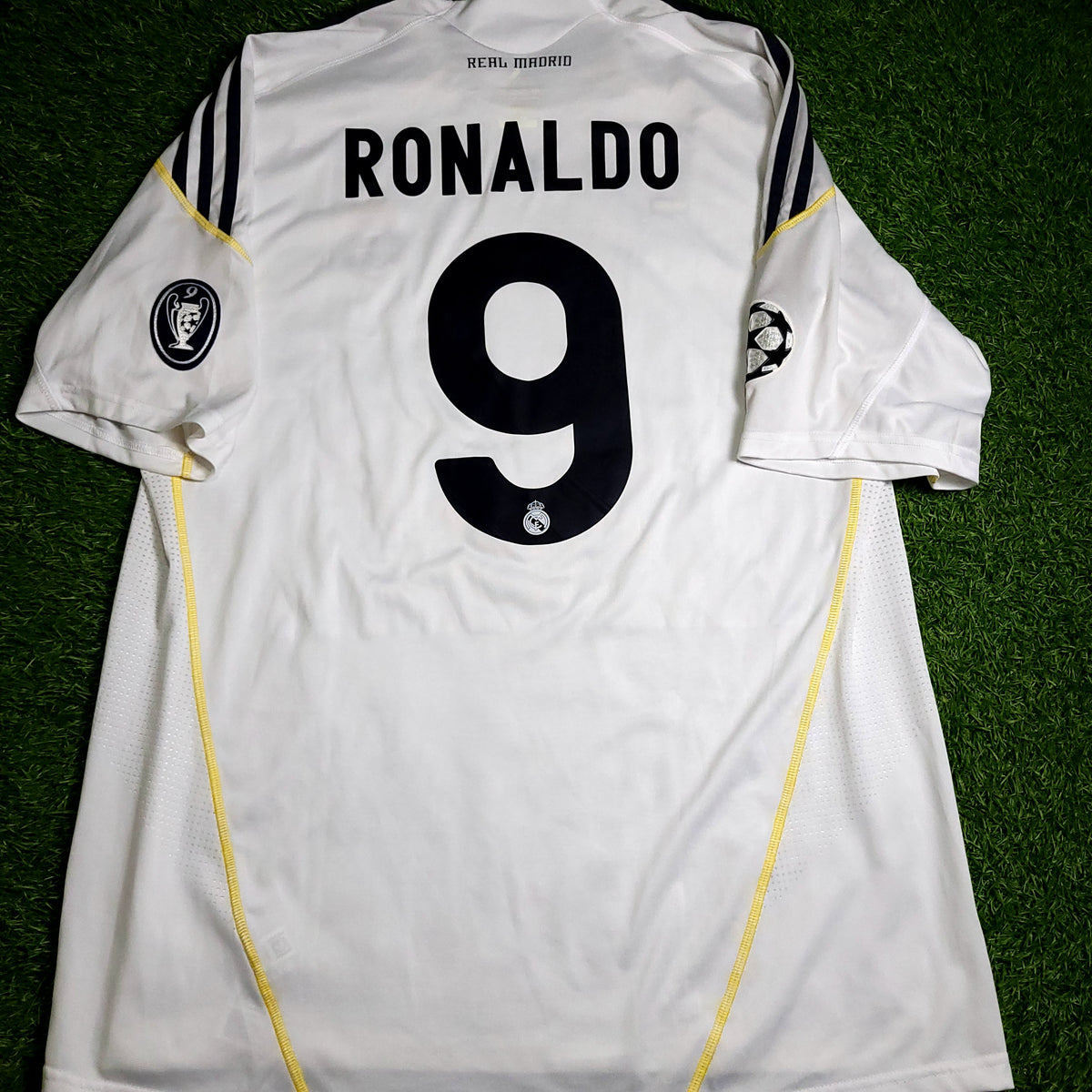 Cristiano Ronaldo Real Madrid 2009 2010 DEBUT UEFA Soccer Jersey XL SKU# E84340 - ForeverSoccerJerseys