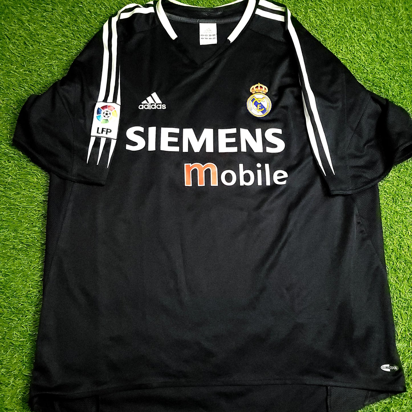 Ronaldo Real Madrid Away 2004 2005 Soccer Jersey L SKU# 367826