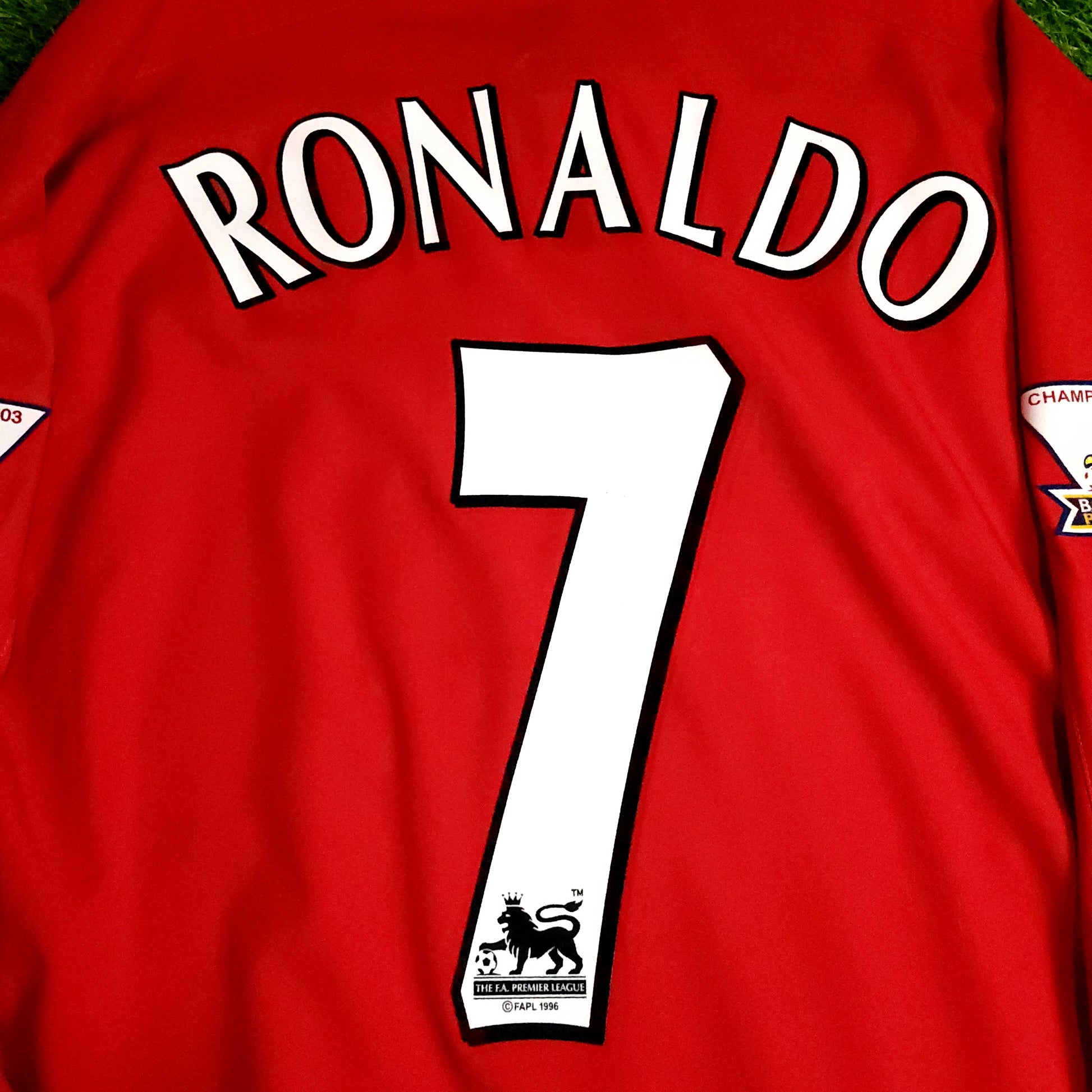 Cristiano Ronaldo Manchester United 2003 2004 DEBUT Long Sleeve Soccer Jersey XL SKU# F20104DHA 184948 - ForeverSoccerJerseys