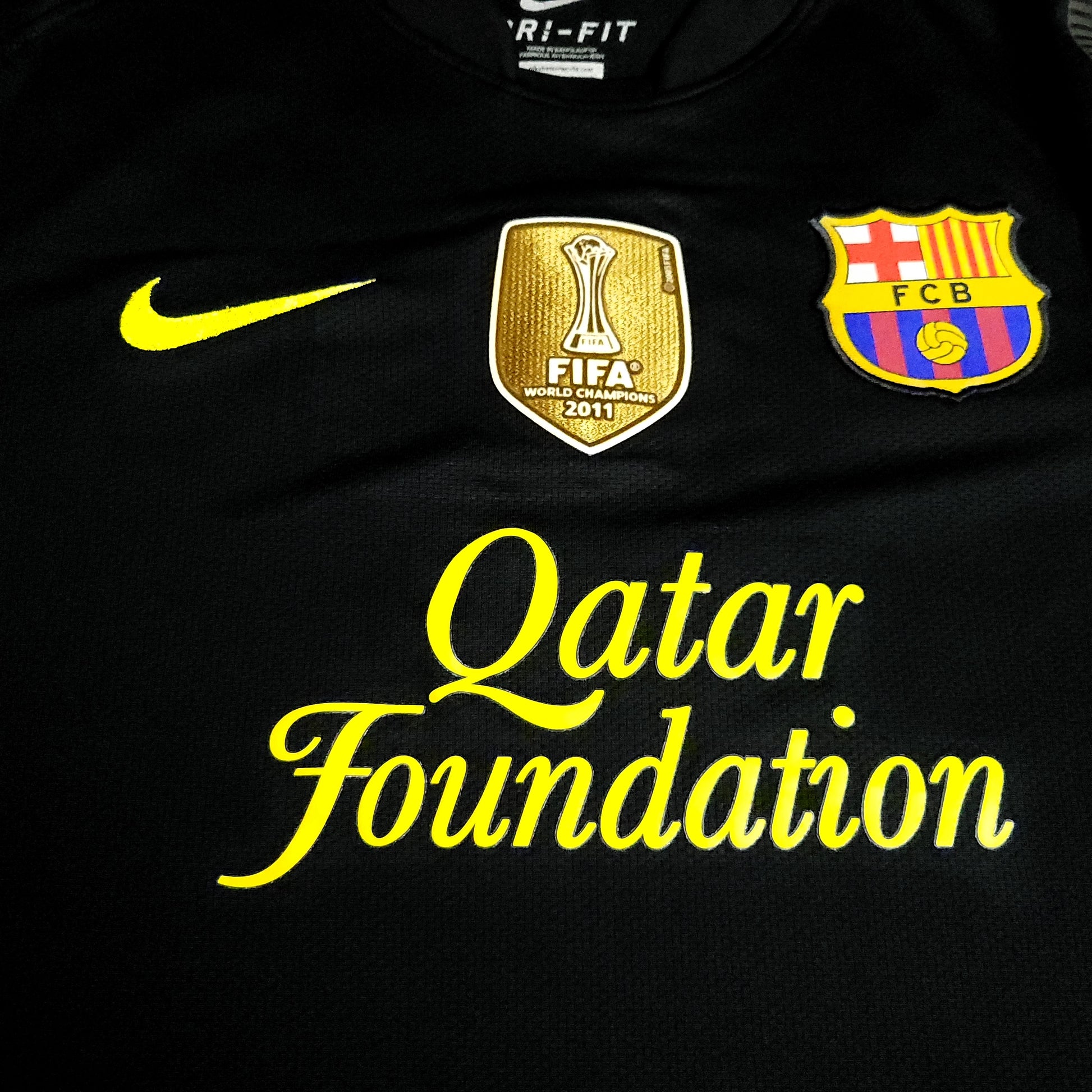 Messi Barcelona 2011 2012 Away Soccer Jersey M SKU# 419880-010 - ForeverSoccerJerseys
