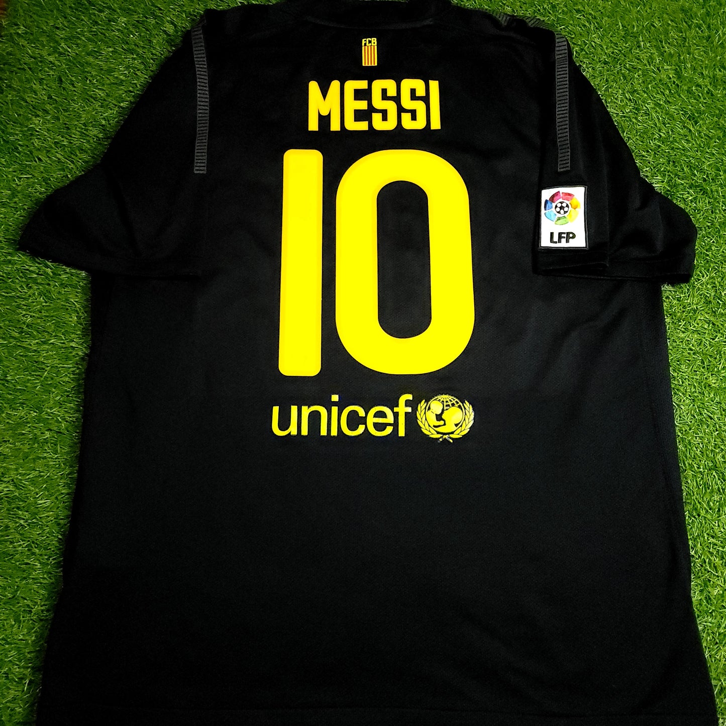 Messi Barcelona 2011 2012 Away Soccer Jersey XL SKU# 419880-010