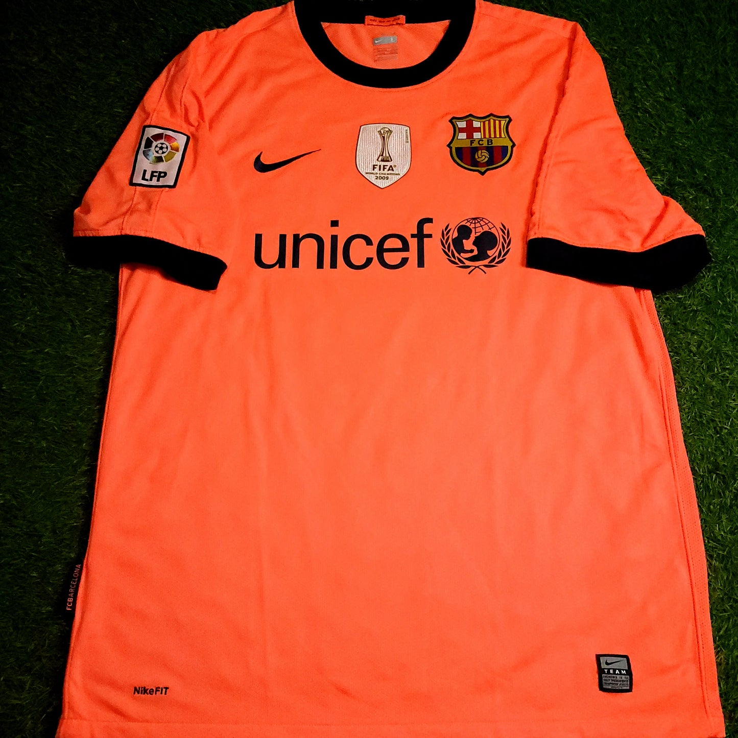 Messi Barcelona 2009 2010 Away Soccer Jersey L SKU# 355020-870