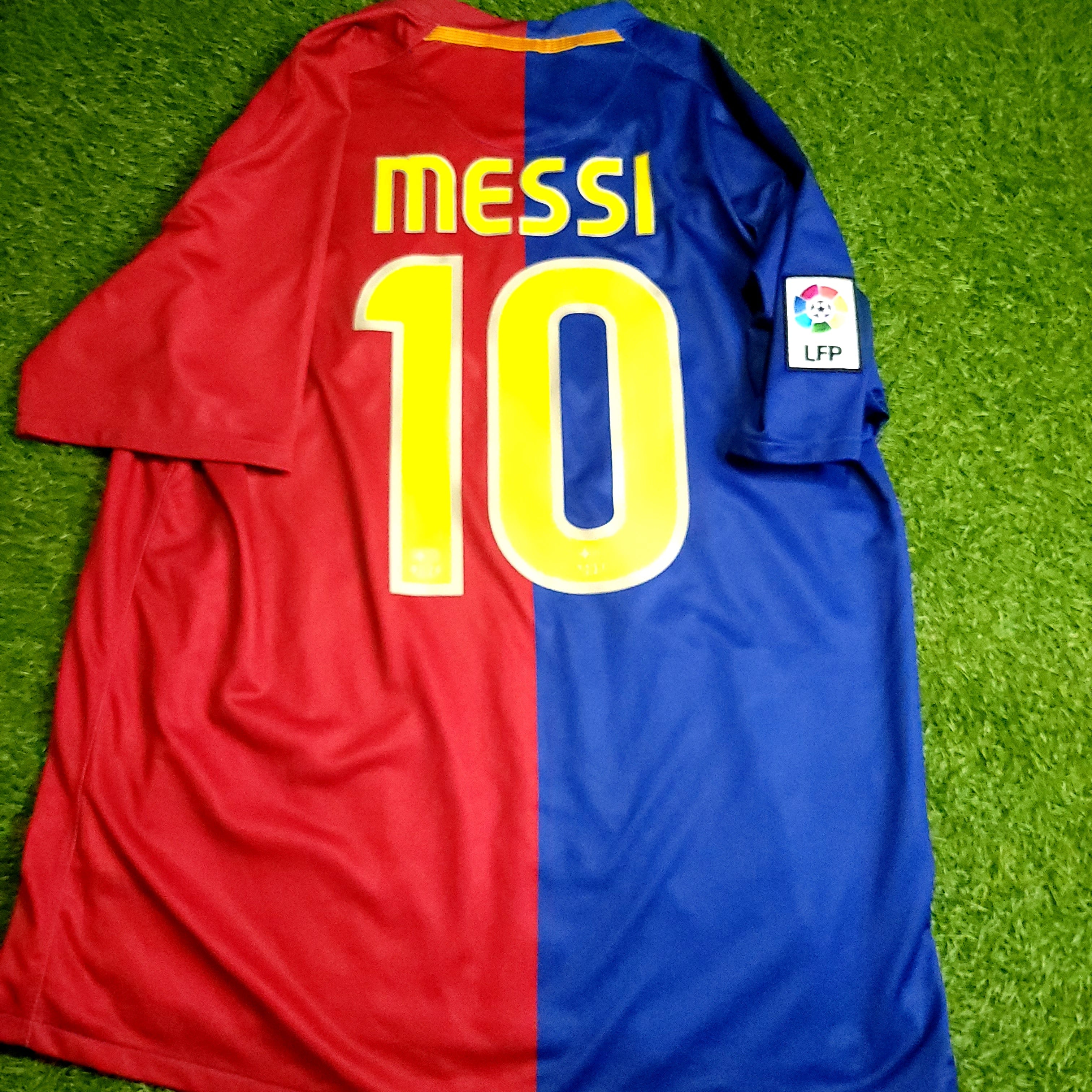 Messi Barcelona TREBLE 2008 2009 Soccer Jersey L SKU# 286784-655