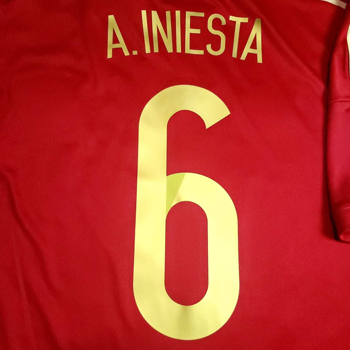 Iniesta Spain 2014 WORLD CUP Soccer Jersey BNWT XL SKU# G85279