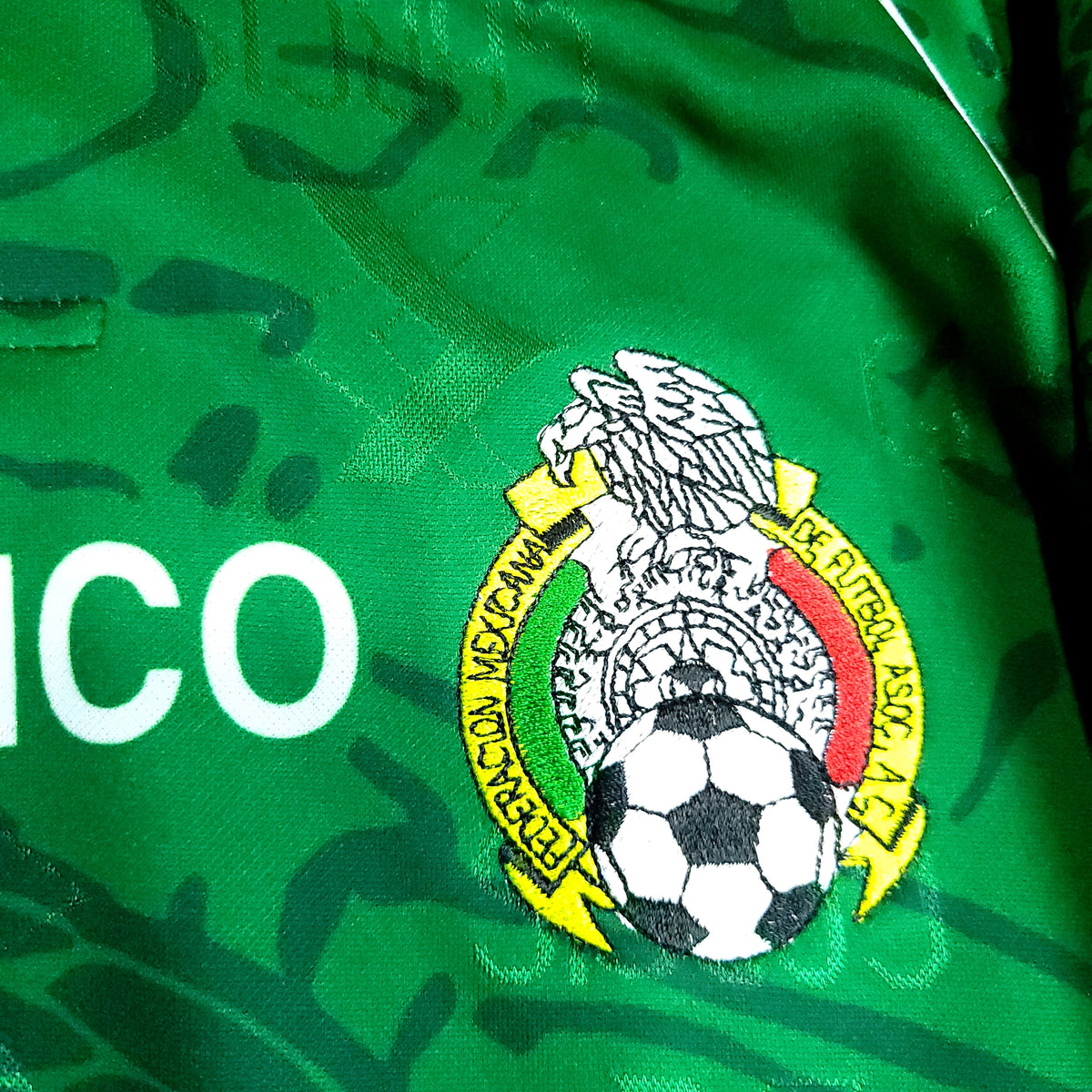 Blanco Mexico Garcis 1999 Confederations Cup Final Soccer Jersey BNWT L - ForeverSoccerJerseys