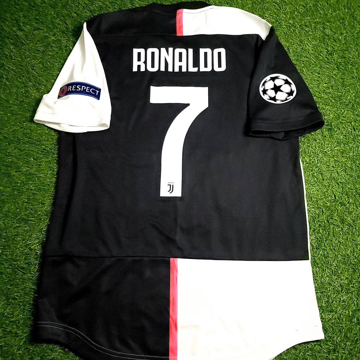 Cristiano Ronaldo Juventus 2019 2020 UEFA PLAYER ISSUE Soccer Jersey M SKU# DW5456