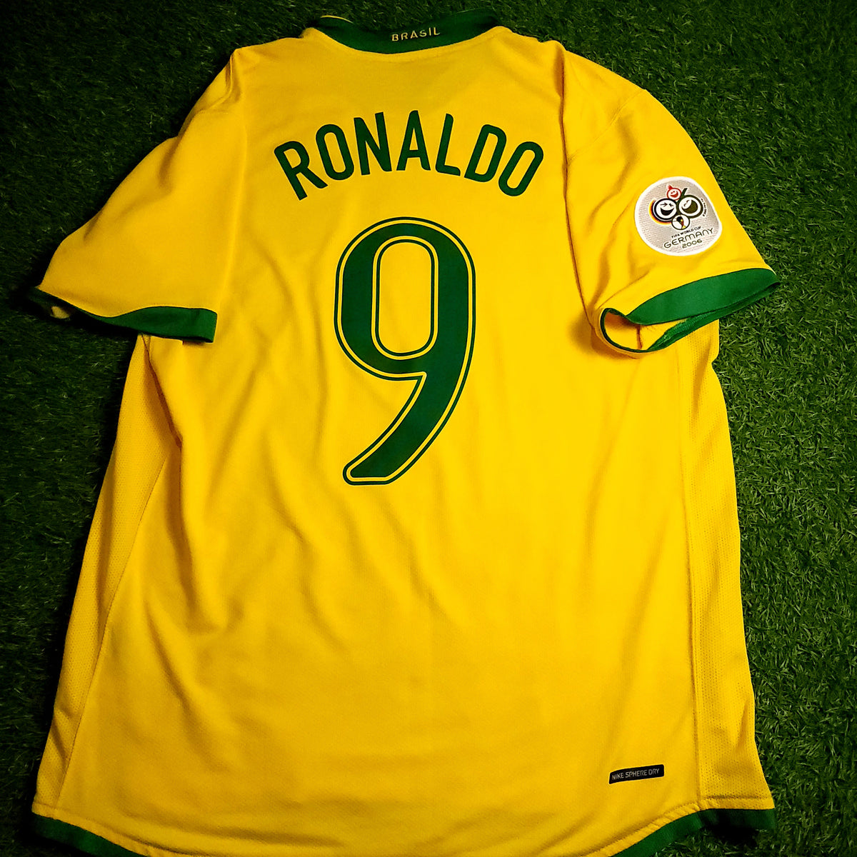 Ronaldo Brazil 2006 World Cup Home Jersey L SKU# 103889 - ForeverSoccerJerseys