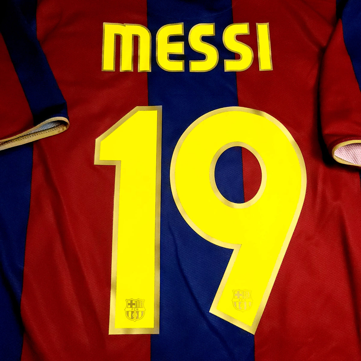 Messi Barcelona Anniversary 2007 2008 Soccer Jersey L SKU# 237741-655 - ForeverSoccerJerseys