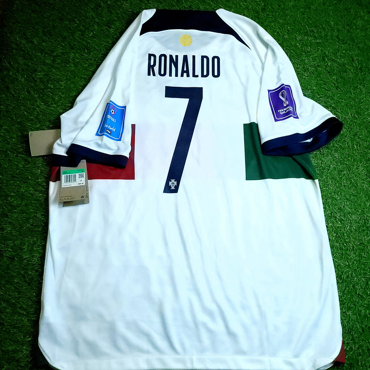 Cristiano Ronaldo Portugal 2022 WORLD CUP Away Soccer Jersey BNWT XL SKU# DN0691-133