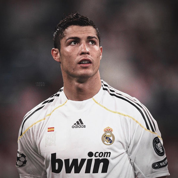 Cristiano Ronaldo Real Madrid 2009 2010 DEBUT SEASON UEFA Soccer Jersey Shirt L SKU# E84340