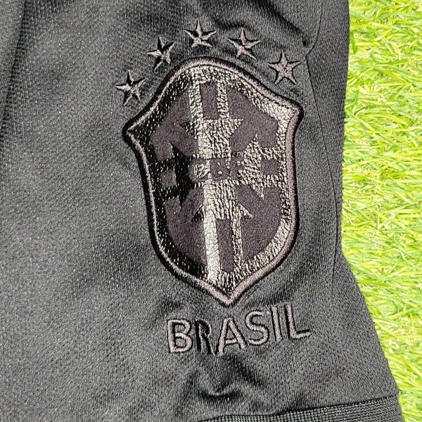 Brazil LIMITED EDITION BLACKOUT PLAYER ISSUE 2013 2014 Soccer Jersey Shirt L SKU# 534159 - 010 Nike