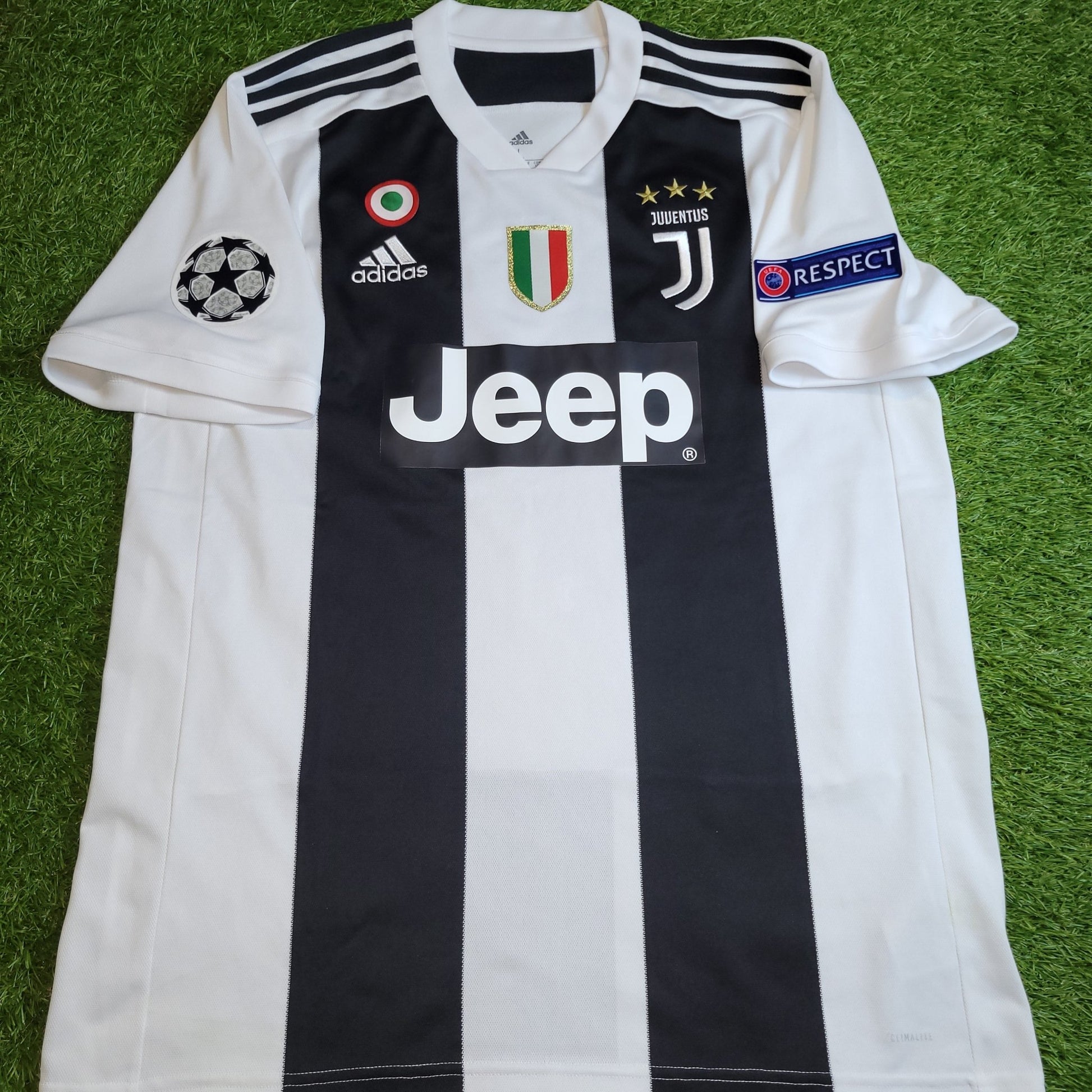 Cristiano Ronaldo Juventus 2018 2019 DEBUT UEFA Soccer Jersey Shirt L SKU CF3489 Adidas