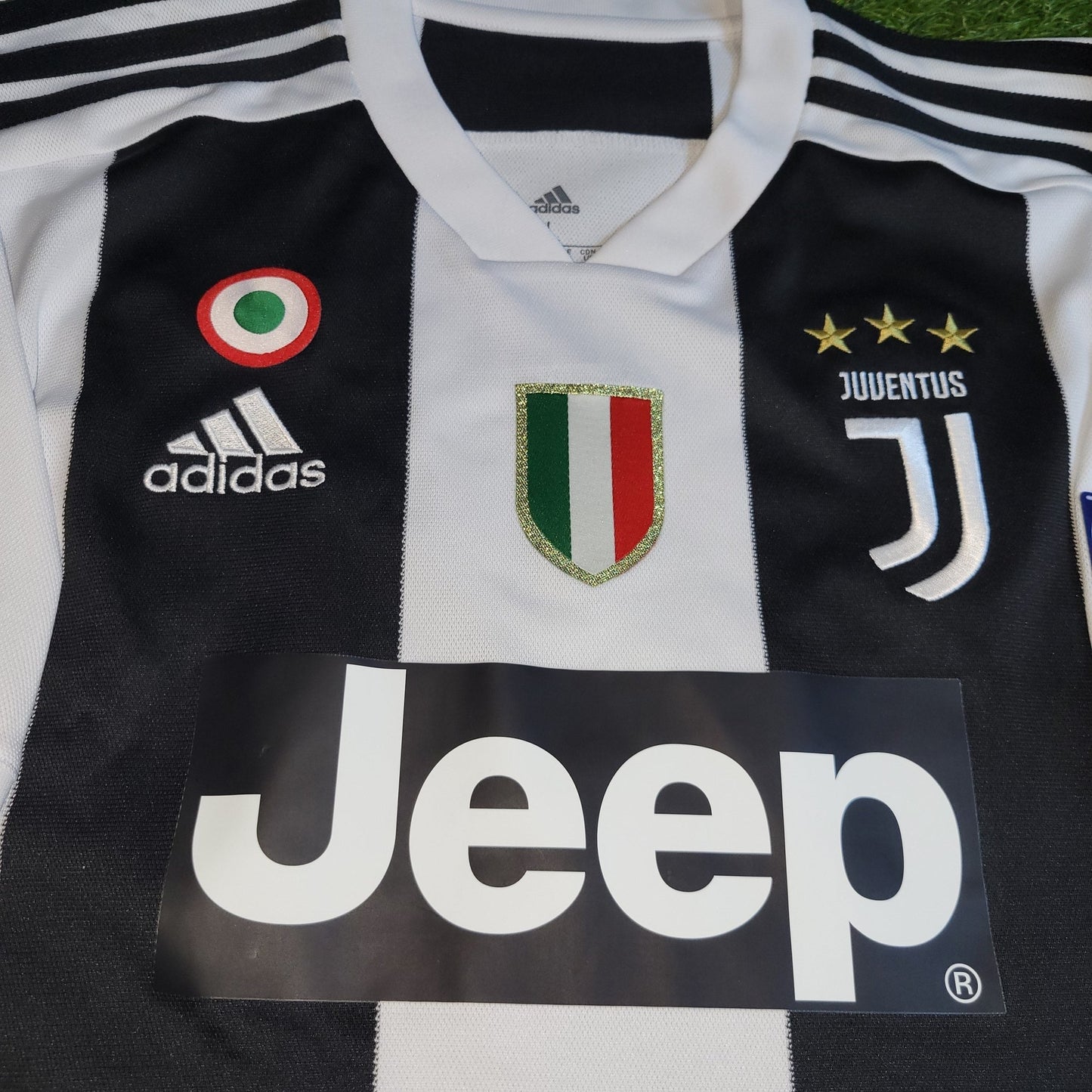Cristiano Ronaldo Juventus 2018 2019 DEBUT UEFA Soccer Jersey Shirt L SKU CF3489 Adidas