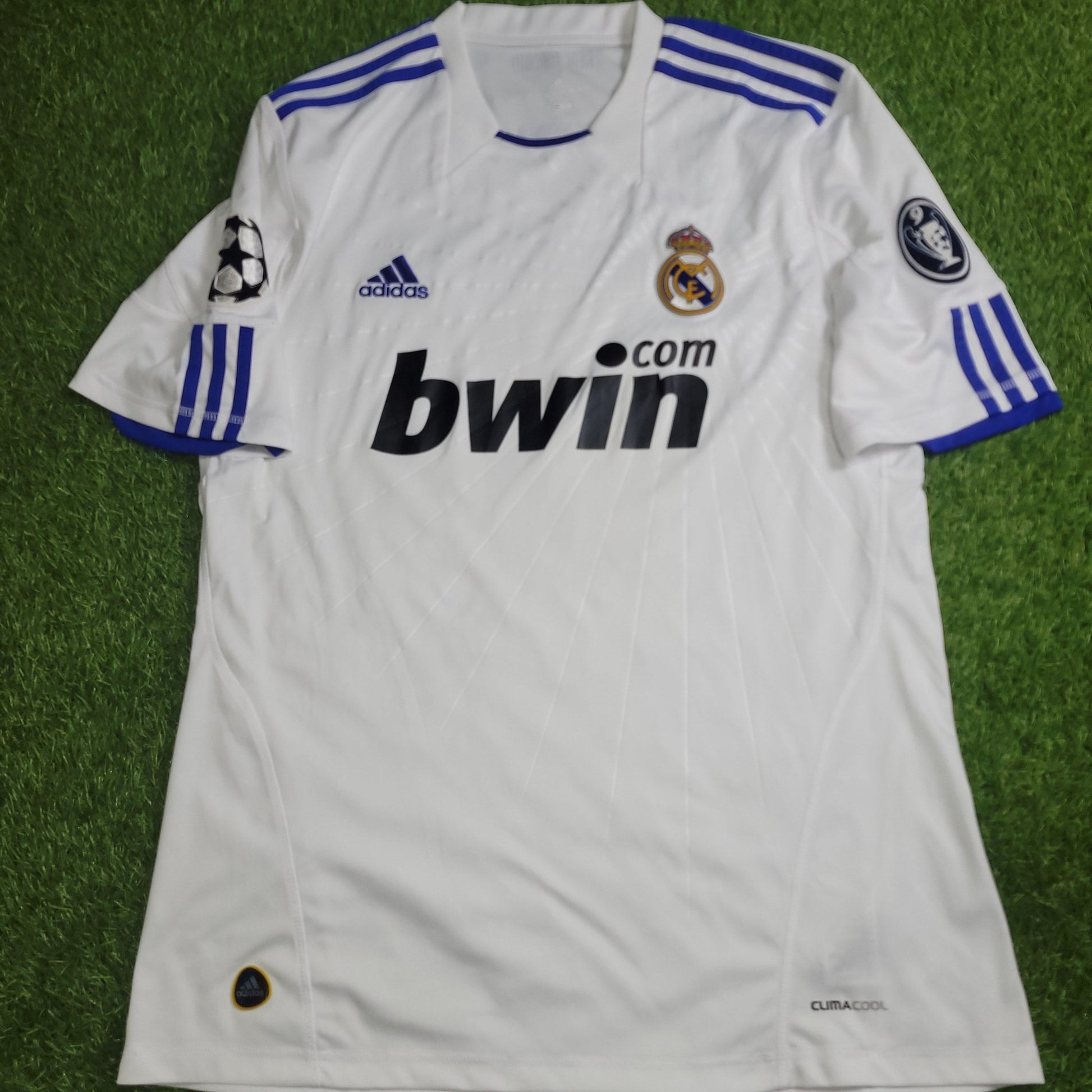 Cristiano Ronaldo Real Madrid 2010 2011 UEFA Home Soccer Jersey Shirt L SKU# P96001 Adidas
