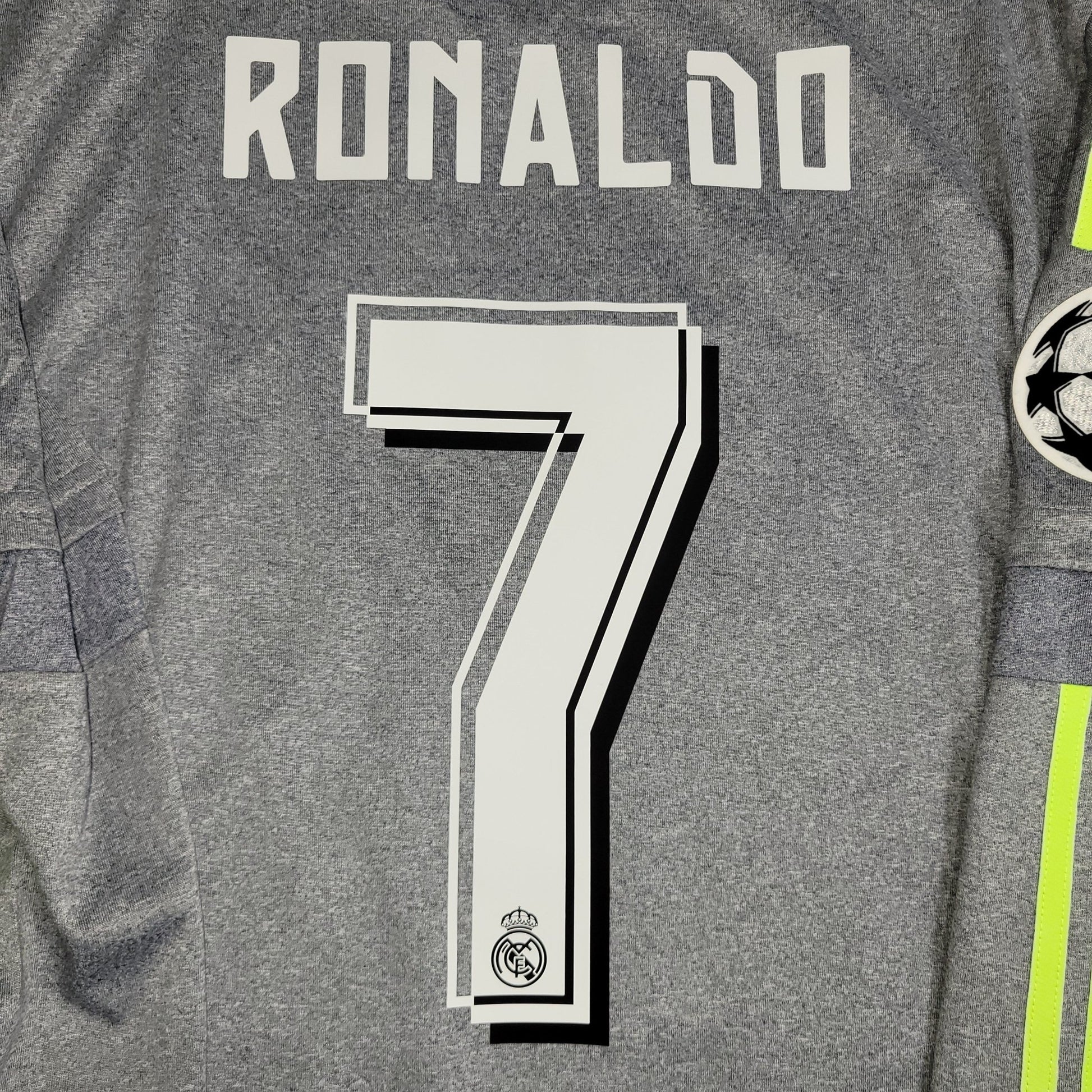Cristiano Ronaldo Real Madrid 2015 2016 Away Long Sleeve Soccer Jersey Shirt L SKU# S12686 Adidas