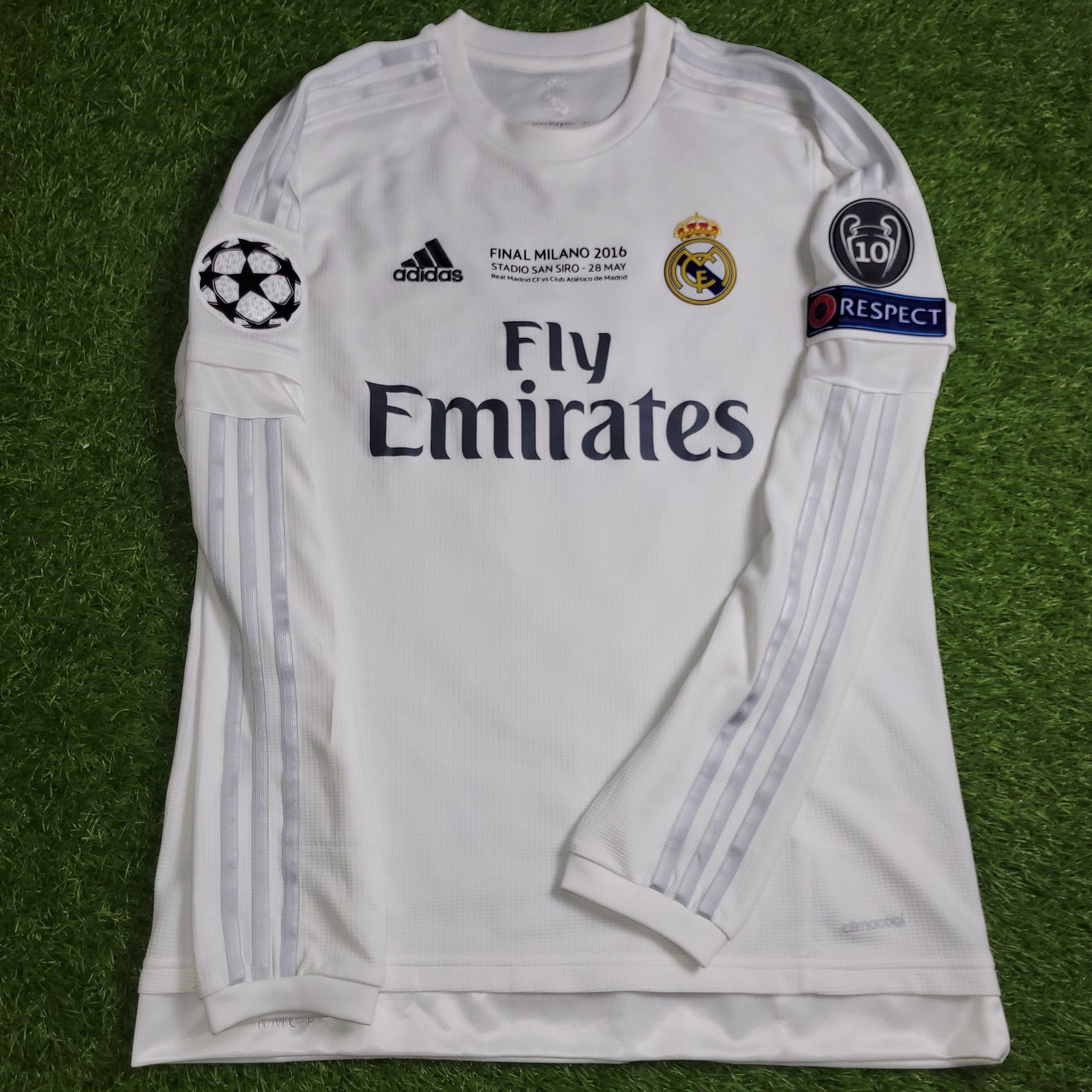 Cristiano Ronaldo Real Madrid 2015 2016 Long Sleeve UEFA FINAL Soccer Jersey Shirt M SKU S12653 Adidas