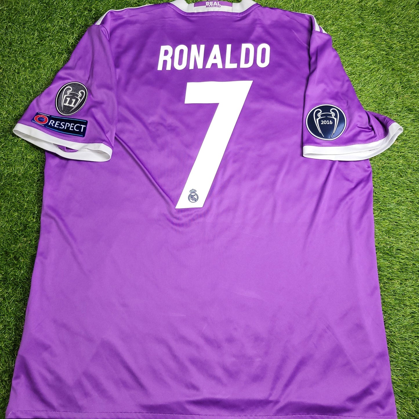 Cristiano Ronaldo Real Madrid 2016 2017 UEFA FINAL Away Soccer Jersey Shirt XL SKU AI5158 Adidas