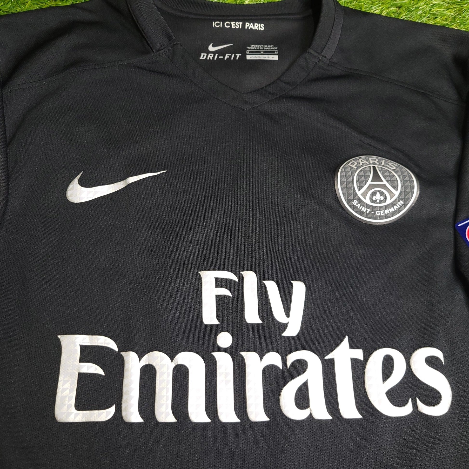 Ibrahimovic PSG Paris Saint Germain 2015 2016 Third UEFA Soccer Jersey Shirt M SKU 658901 - 011 Nike