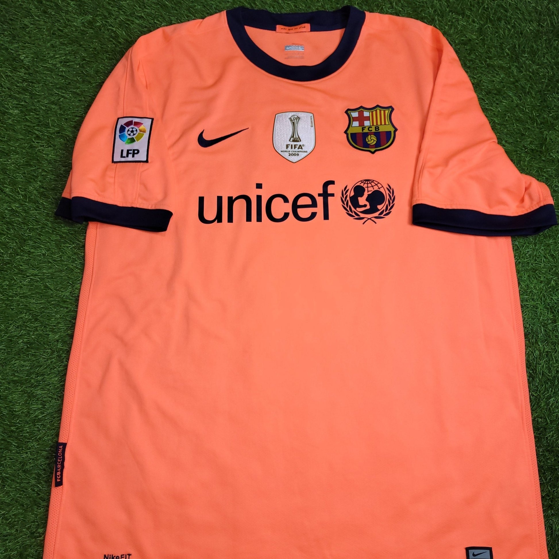 Marquez Barcelona 2009 2010 Away Soccer Jersey Shirt L SKU 355020 - 870 Nike