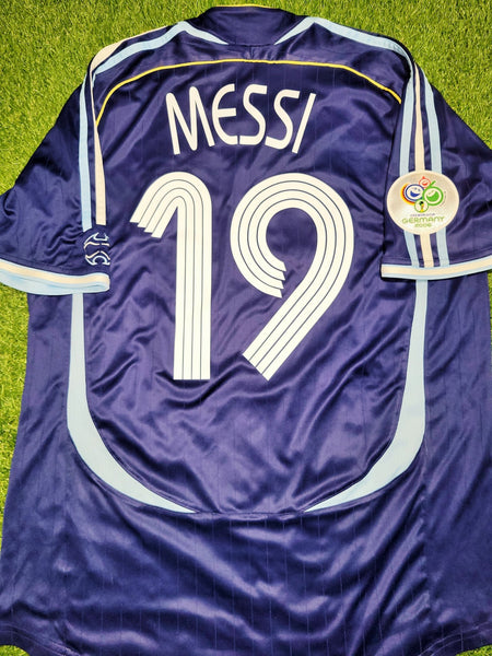 Messi Argentina 2006 WORLD CUP Away Soccer Jersey Shirt M SKU# 069519 Adidas