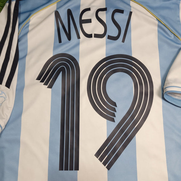 Messi Argentina 2006 WORLD CUP Home Soccer Jersey Shirt L SKU# 739802 AZB001 Adidas