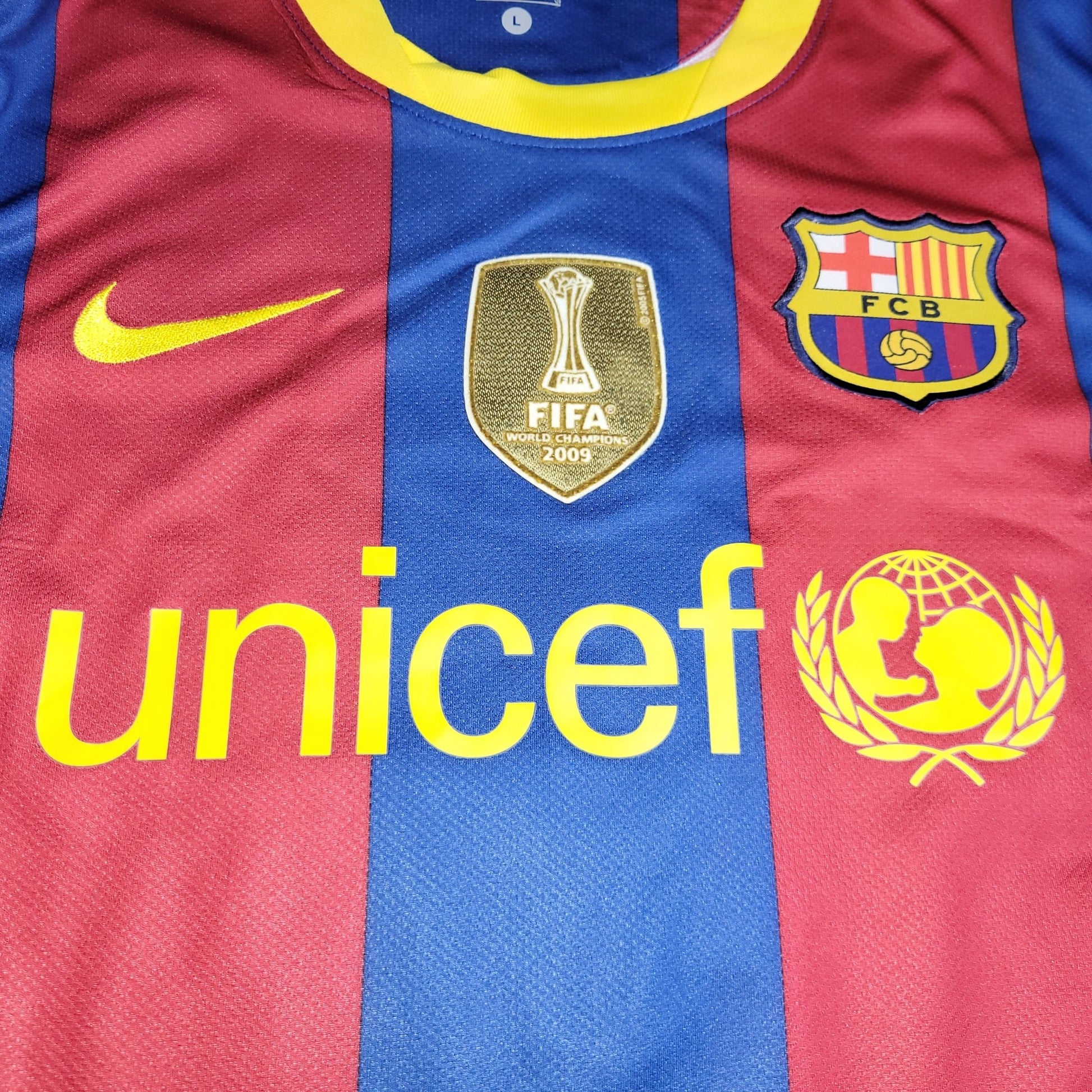 Puyol Barcelona Home 2010 2011 Long Sleeve Soccer Jersey Shirt L SKU 382355 - 486 Nike