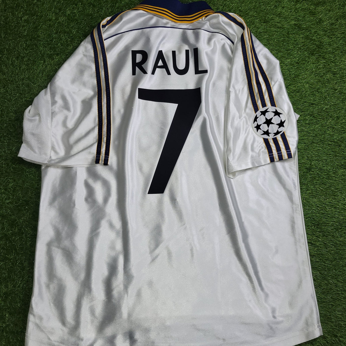 Raul Real Madrid 1999 2000 UEFA Soccer Jersey L – ForeverSoccerJerseys