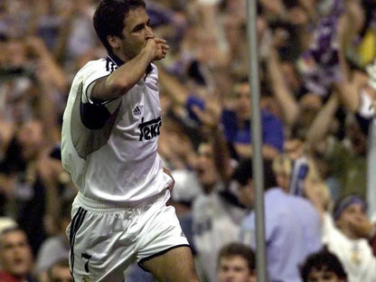 Raul Real Madrid 2000 2001 Soccer Jersey Shirt L SKU 685331 Adidas