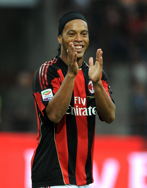 Ronaldinho AC Milan 2010 2011 Home Soccer Jersey Shirt XL SKU# P96288 Adidas