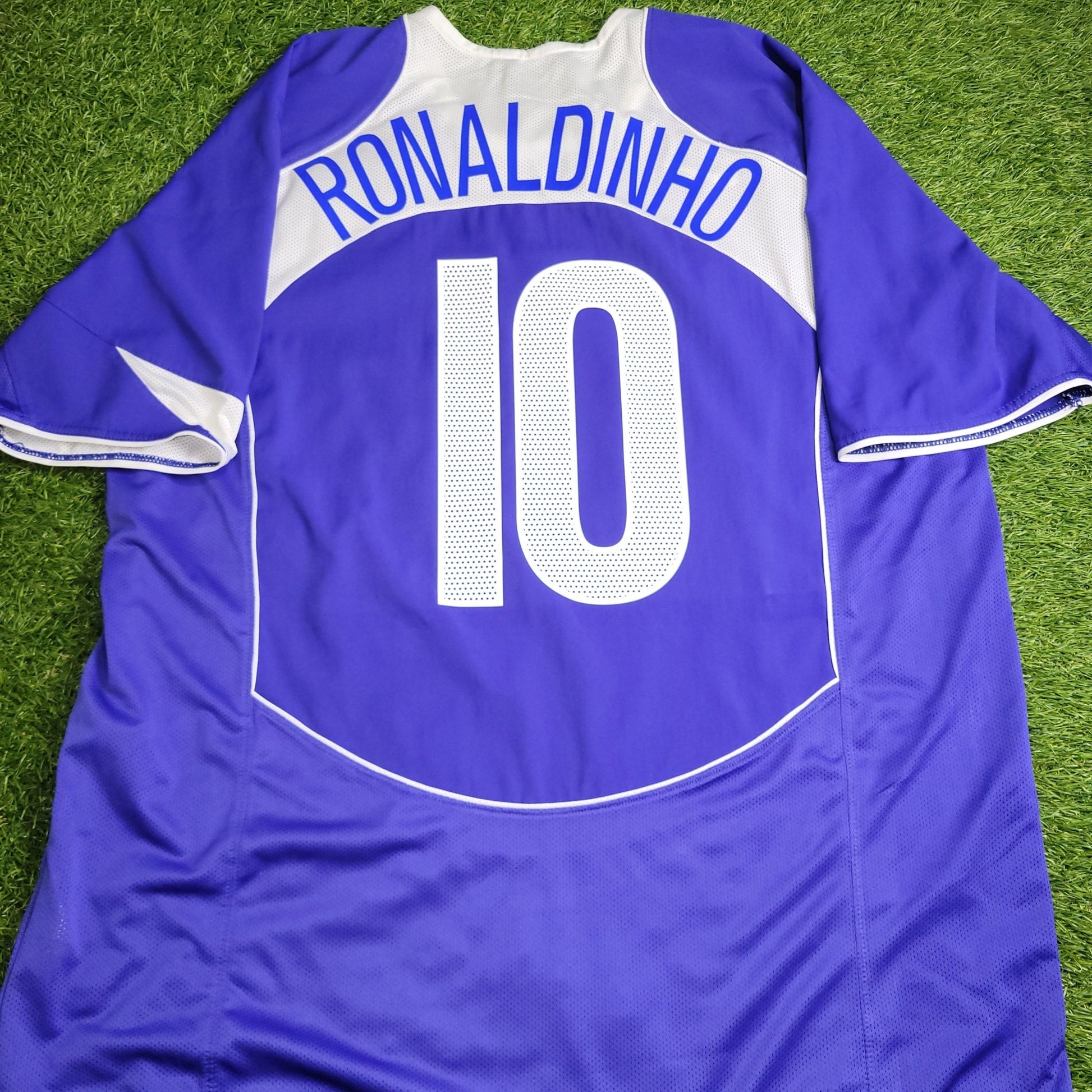 Ronaldinho Nike Brazil 2004 Away Soccer Jersey Shirt XL Nike