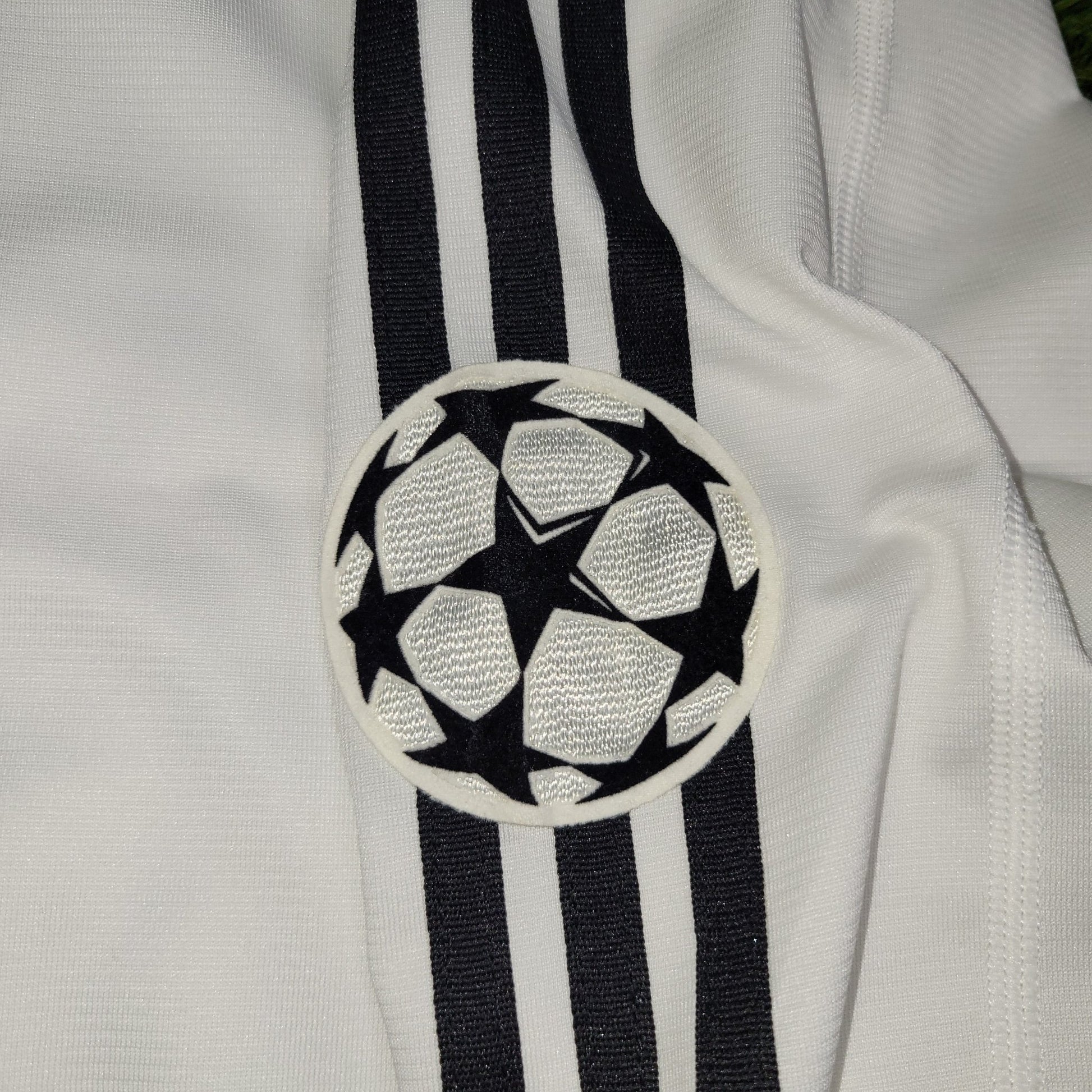 Zidane Real Madrid 2003 2004 UEFA Long Sleeve Soccer Jersey Shirt L SKU 913869 ASR001 Adidas