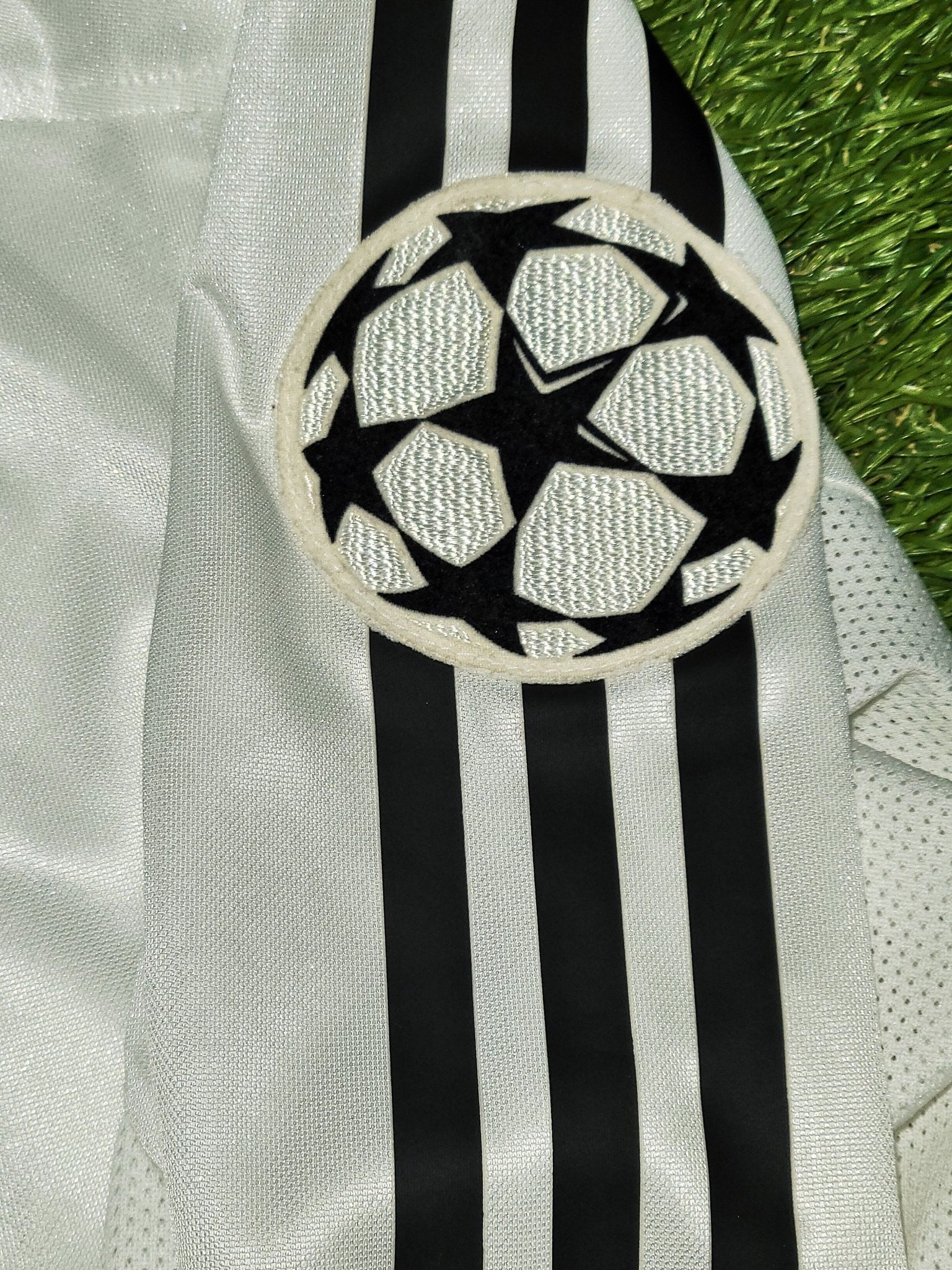 Zidane Real Madrid 2004 2005 UEFA Long Sleeve Soccer Jersey XL SKU# 367680 Adidas