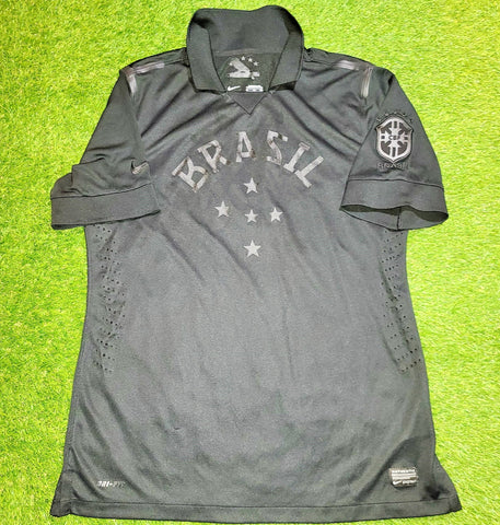 Brazil LIMITED EDITION BLACKOUT PLAYER ISSUE 2013 2014 Jersey Shirt XL SKU# 534159-010 foreversoccerjerseys