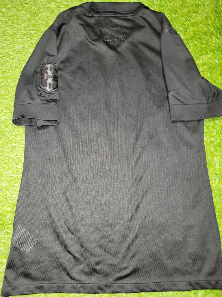 Brazil LIMITED EDITION BLACKOUT PLAYER ISSUE 2013 2014 Soccer Jersey Shirt  L SKU# 534159-010