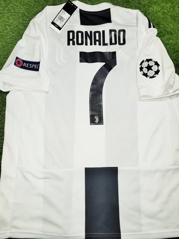 Cristiano Ronaldo Juventus 2018 2019 DEBUT UEFA Soccer Jersey Shirt BNWT XL SKU# CF3489 Adidas