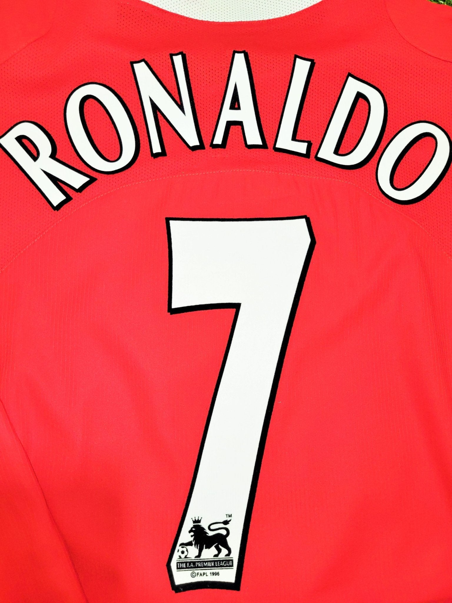 Cristiano Ronaldo Nike Manchester United 2004 2005 2006 Home Long Sleeve Soccer Jersey Shirt XL SKU# S50610DHA Nike
