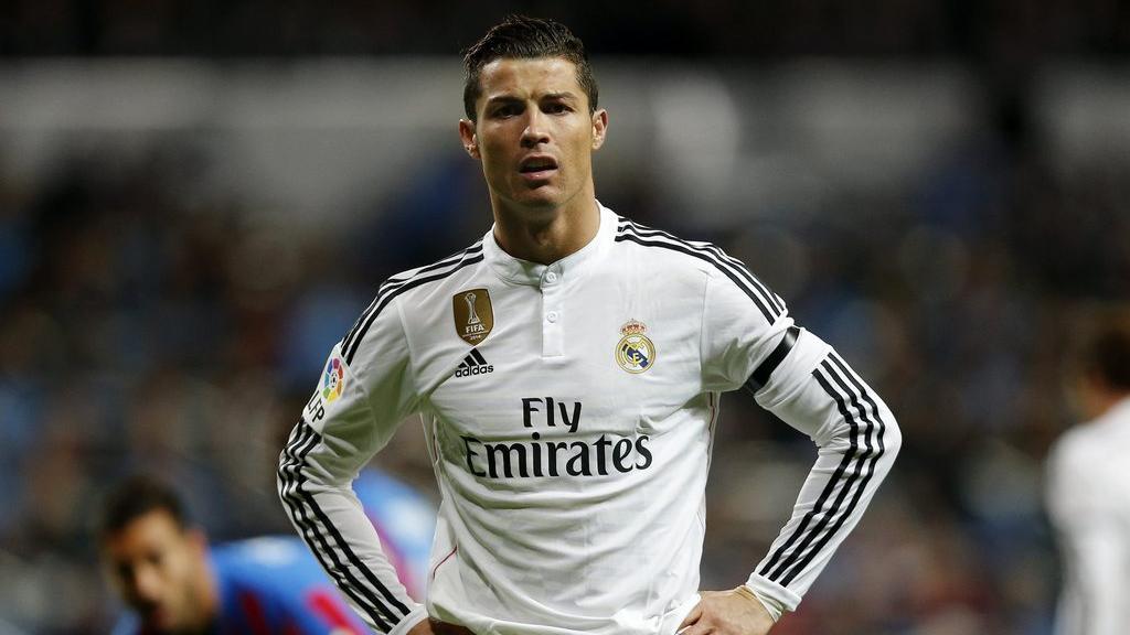 Cristiano Ronaldo Real Madrid 2014 2015 Long Sleeve Jersey Shirt M F49 foreversoccerjerseys Cristiano Ronaldo Real Madrid 2014 2015 Long Sleeve Jersey Shirt M F49 foreversoccerjerseys