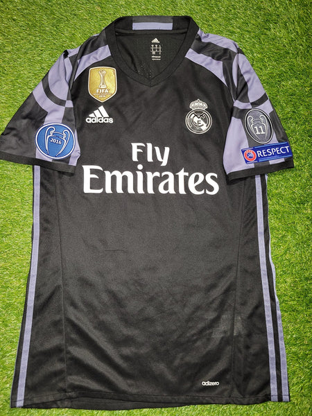 Cristiano Ronaldo Real Madrid 2016 2017 PLAYER ISSUE Third Jersey Shirt Camiseta M SKU# AI5138 Adidas