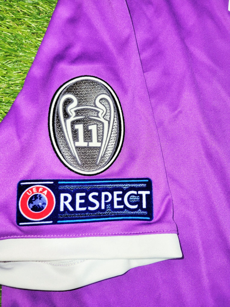 ronaldo purple real madrid kit