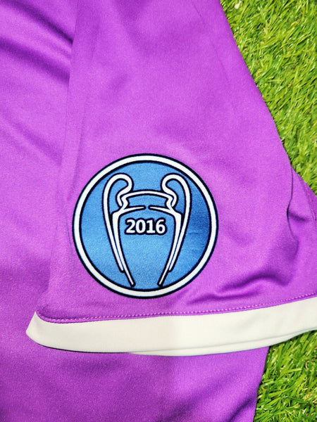 Cristiano Ronaldo Real Madrid 2016 2017 UEFA FINAL Purple Away Soccer Jersey Shirt M SKU# AI5158 Adidas