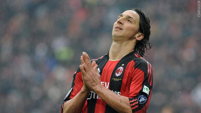 Ibrahimovic AC Milan 2010 2011 Long Sleeve Soccer Jersey Shirt XL SKU# P96287 Nike