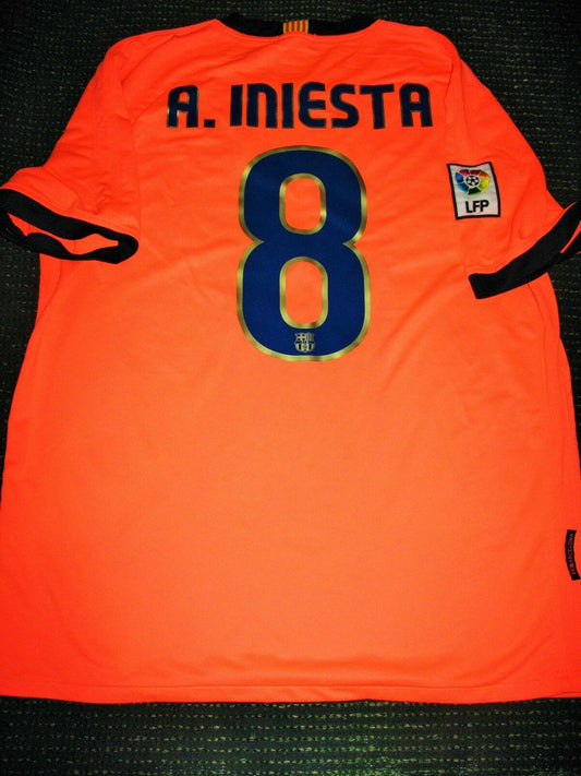Iniesta Barcelona 2009 2010 Pink Jersey  Shirt Camiseta Trikot L - foreversoccerjerseys