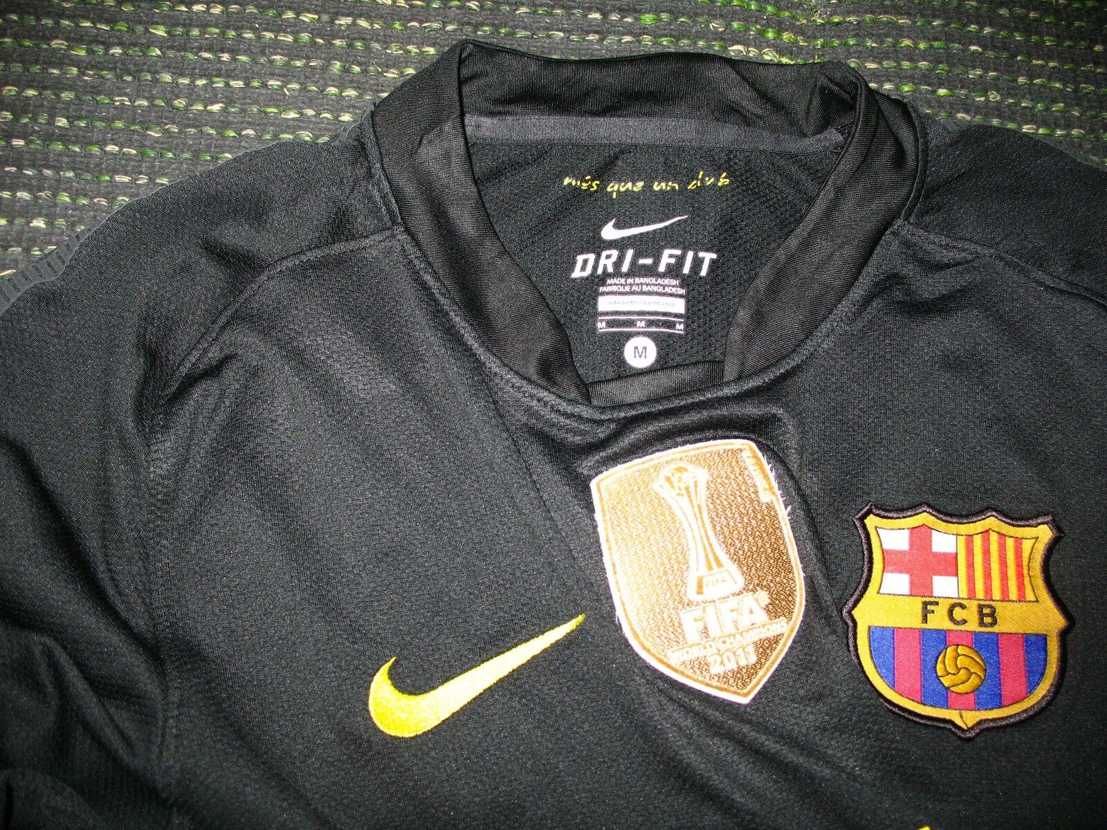 Iniesta Barcelona 2011 2012 Jersey Shirt Camiseta Trikot M - foreversoccerjerseys