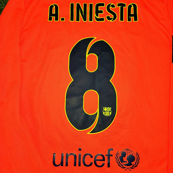 Iniesta Barcelona 2014 2015 TREBLE SEASON Away Jersey Shirt Camiseta L SKU# 618738-672 foreversoccerjerseys