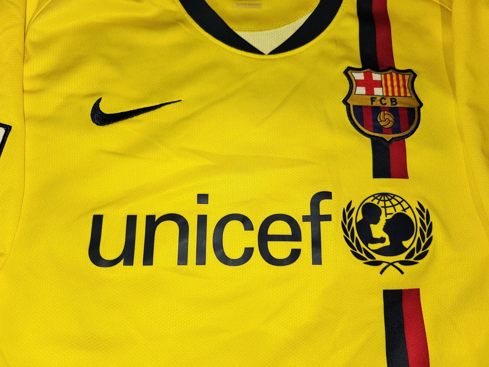 Iniesta Barcelona INIESTAZO TREBLE 2008 2009 Jersey Shirt L SKU# 286787-760 foreversoccerjerseys